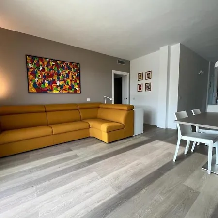 Baia Di Spartaia 5 Apartment *
