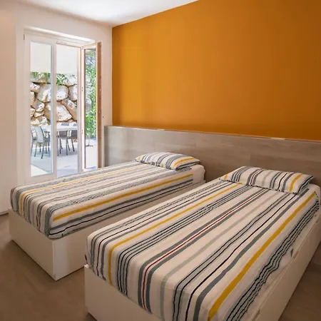 Appartement Baia Di Spartaia 5 *